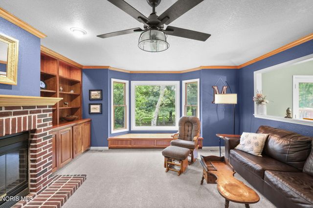 337 Osage Court, Perrysburg, OH 43551