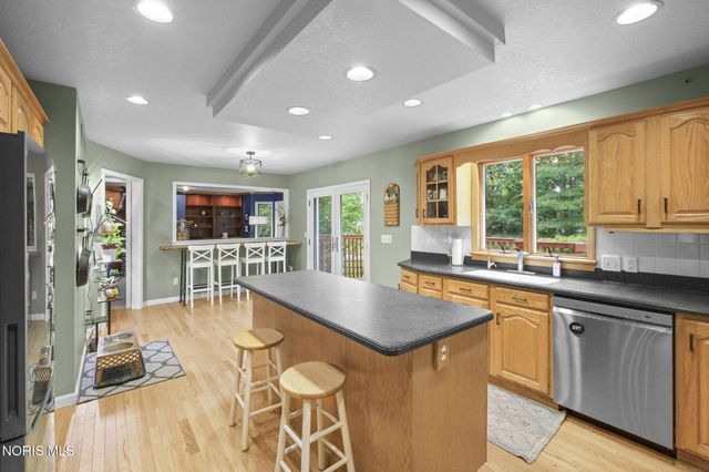 337 Osage Court, Perrysburg, OH 43551