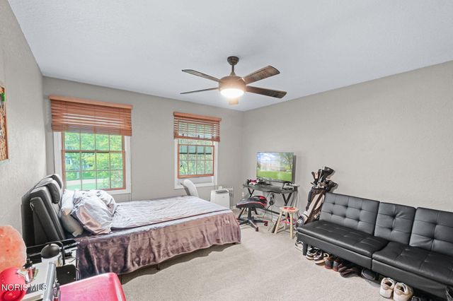 337 Osage Court, Perrysburg, OH 43551