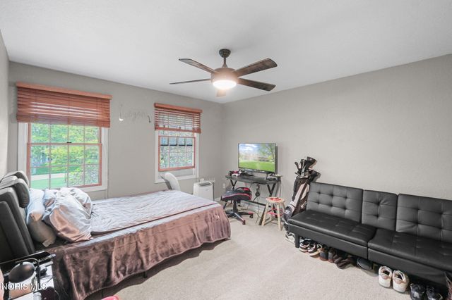 337 Osage Court, Perrysburg, OH 43551