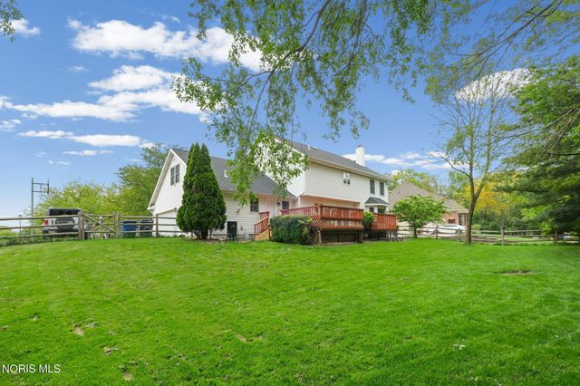 337 Osage Court, Perrysburg, OH 43551