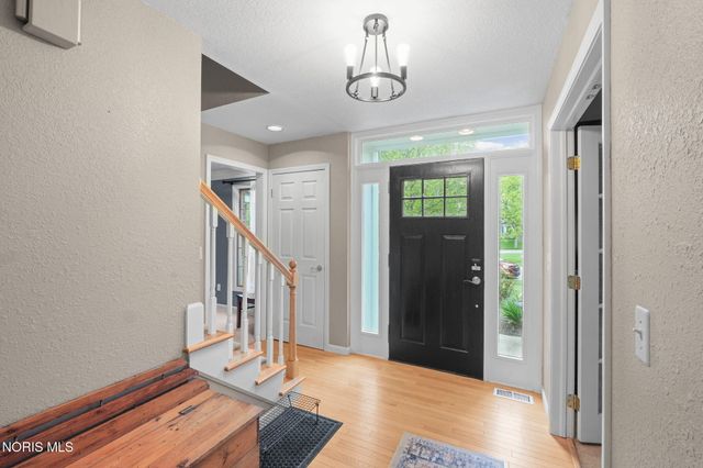 337 Osage Court, Perrysburg, OH 43551