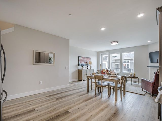 111 Aptos Village Way 3, Aptos, CA 95003