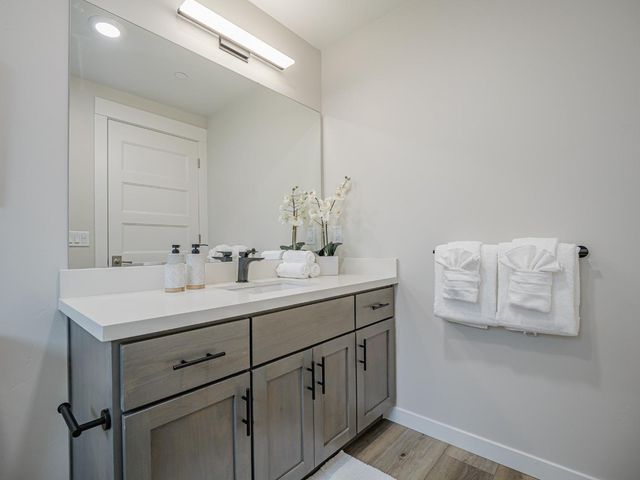 111 Aptos Village Way 3, Aptos, CA 95003
