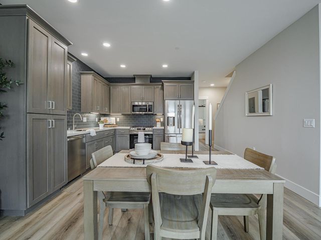 111 Aptos Village Way 3, Aptos, CA 95003