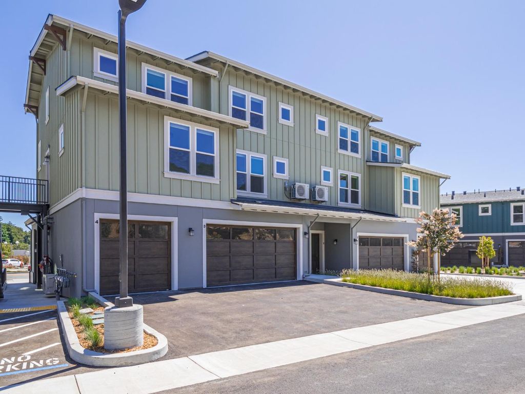 111 Aptos Village Way 3, Aptos, CA 95003