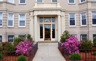 85 Park Drive 25, Boston, MA 02215