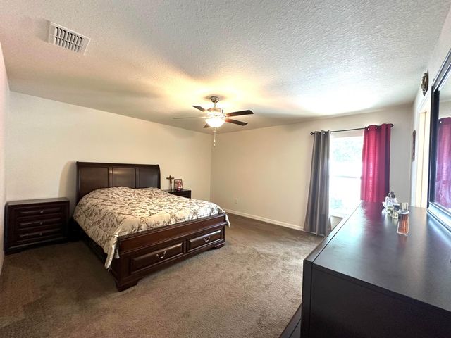 15211 SW 65th Ter Road, Ocala, FL 34473