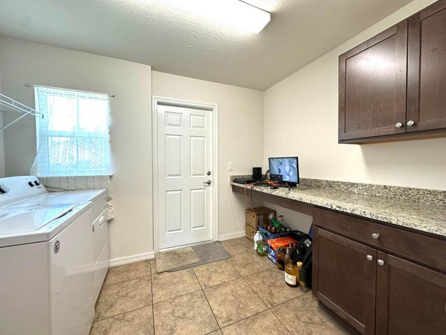 15211 SW 65th Ter Road, Ocala, FL 34473