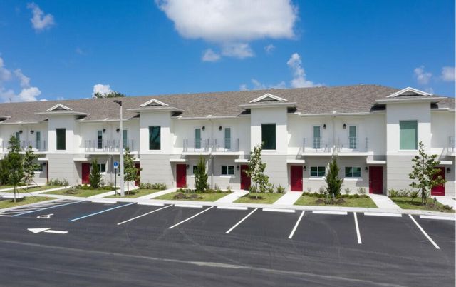 3920 Melaleuca Lane 303, Lake Worth Beach, FL 33461