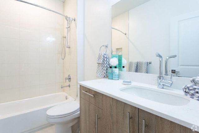 3920 Melaleuca Lane 303, Lake Worth Beach, FL 33461