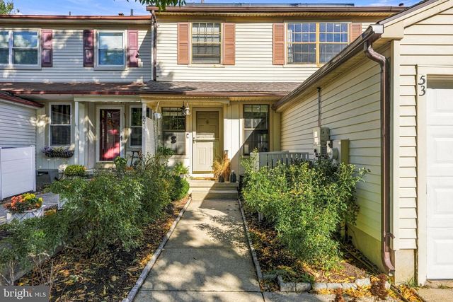 53 SOUTHGATE DR, Mount Laurel, NJ 08054