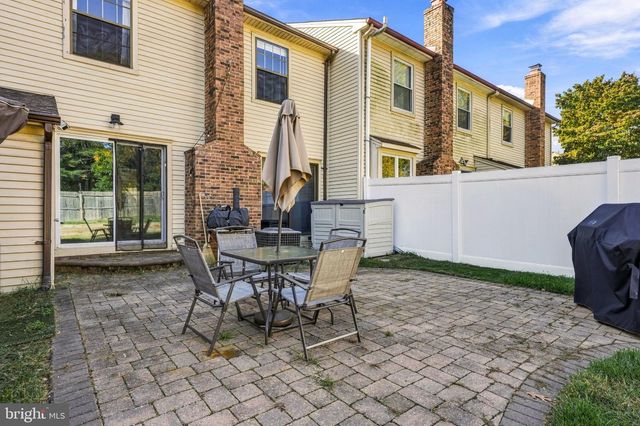 53 SOUTHGATE DR, Mount Laurel, NJ 08054