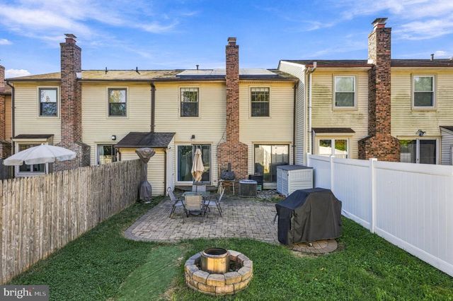 53 SOUTHGATE DR, Mount Laurel, NJ 08054