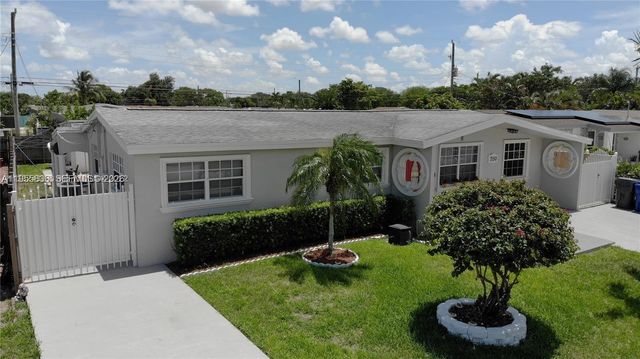 7150 Coolidge St, Hollywood, FL 33024