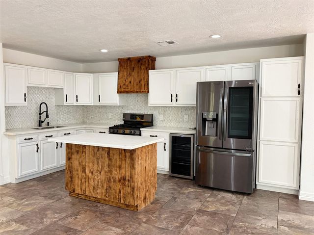 3608 Cedarcrest Drive, Pasadena, TX 77503