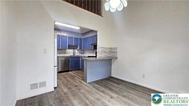 1036 1st Avenue, Hellertown Boro, PA 18055