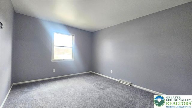 1036 1st Avenue, Hellertown Boro, PA 18055