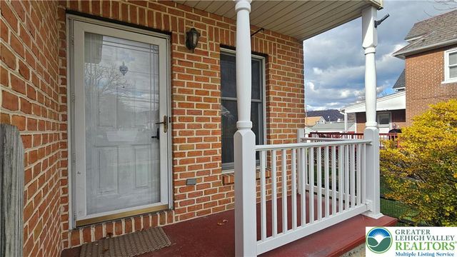 1036 1st Avenue, Hellertown Boro, PA 18055