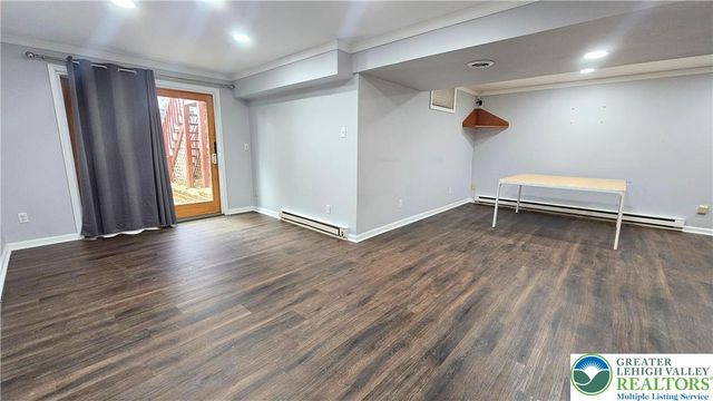 1036 1st Avenue, Hellertown Boro, PA 18055