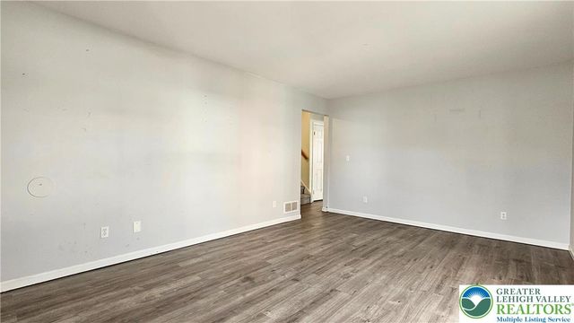 1036 1st Avenue, Hellertown Boro, PA 18055