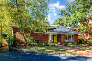 5535 N PROSPECT Road, Peoria, IL 61614