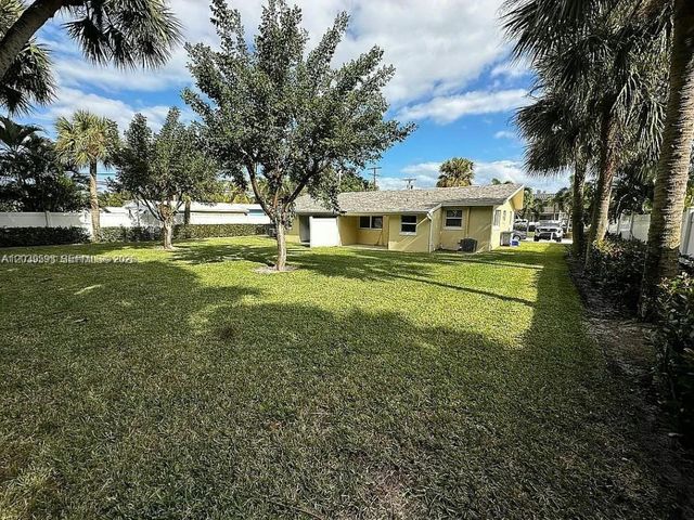 323 Northlake Dr 325, North Palm Beach, FL 33408