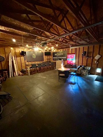 308 34th Street NE, Cedar Rapids, IA 52402