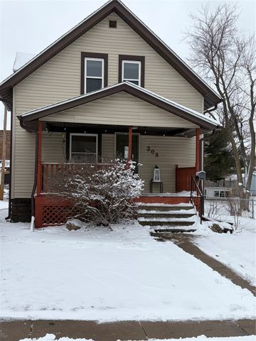 308 34th Street NE, Cedar Rapids, IA 52402