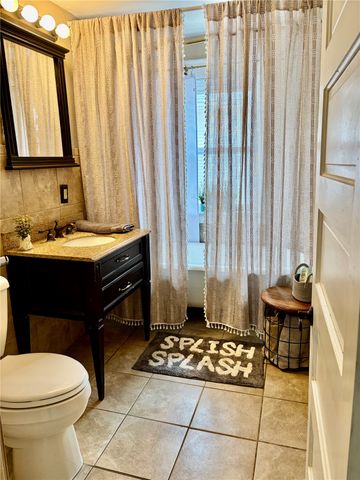 308 34th Street NE, Cedar Rapids, IA 52402