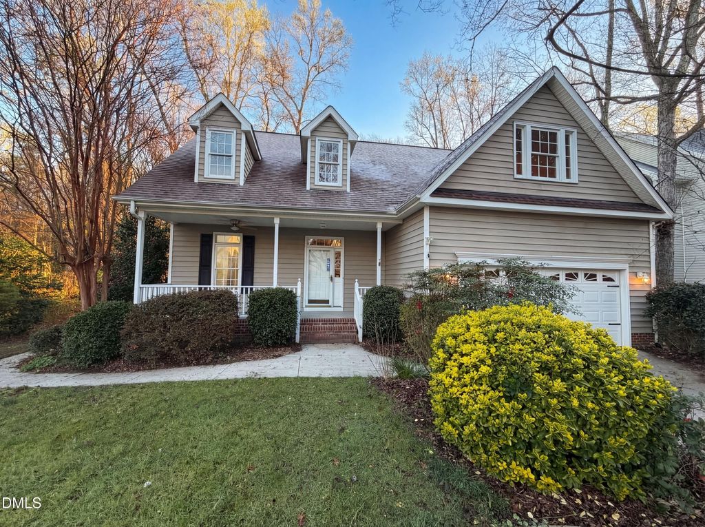 729 E Ivy Valley Drive, Fuquay Varina, NC 27526