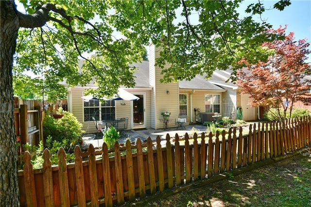 317 Woodruff Park Lane, Simpsonville, SC 29681