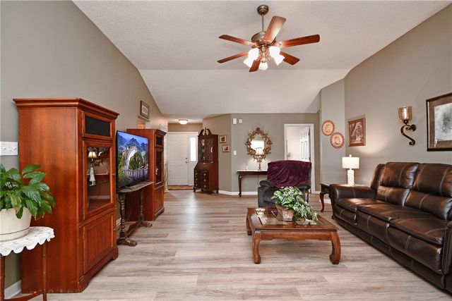 317 Woodruff Park Lane, Simpsonville, SC 29681