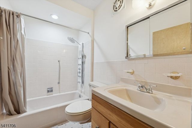 255 Tucker Ave 124, Union Twp., NJ 07083