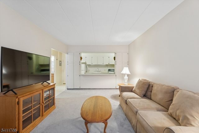 255 Tucker Ave 124, Union Twp., NJ 07083