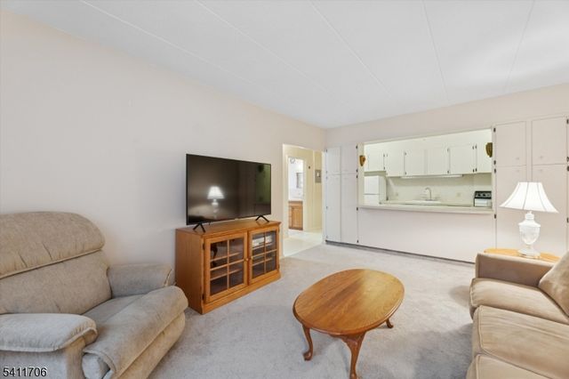 255 Tucker Ave 124, Union Twp., NJ 07083