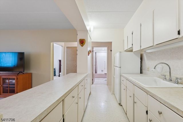 255 Tucker Ave 124, Union Twp., NJ 07083