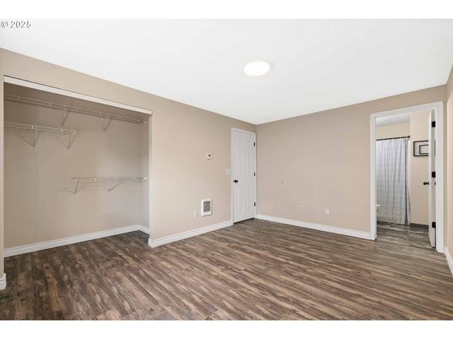 16106 Ne 1ST Cir, Vancouver, WA 98684