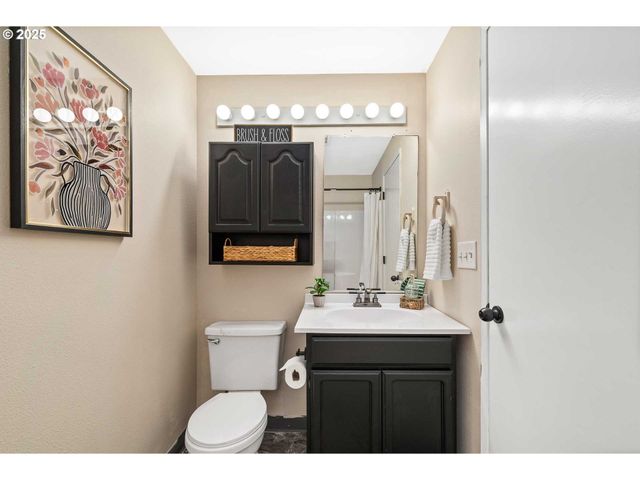 16106 Ne 1ST Cir, Vancouver, WA 98684