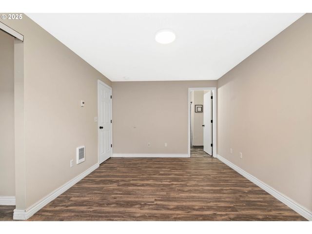 16106 Ne 1ST Cir, Vancouver, WA 98684