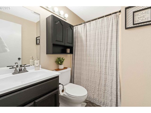16106 Ne 1ST Cir, Vancouver, WA 98684