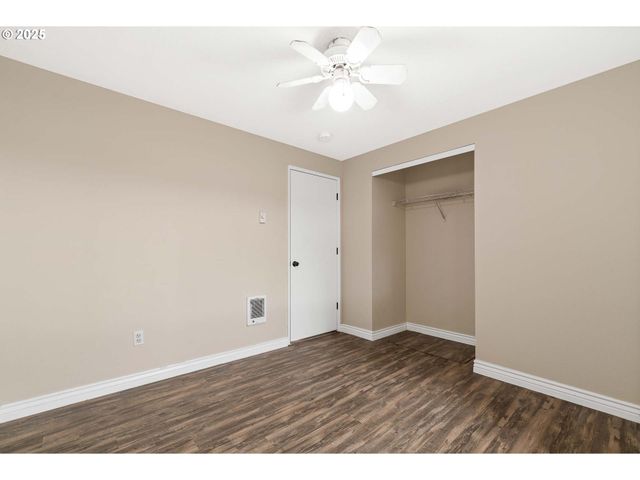 16106 Ne 1ST Cir, Vancouver, WA 98684