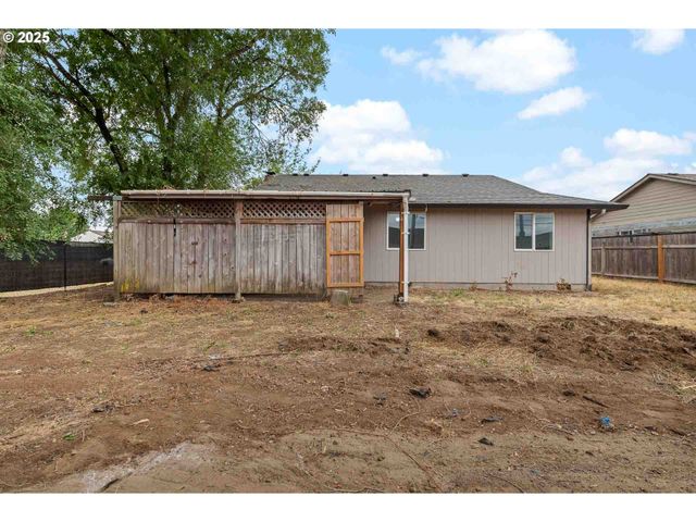 16106 Ne 1ST Cir, Vancouver, WA 98684