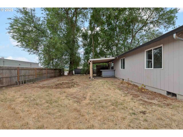 16106 Ne 1ST Cir, Vancouver, WA 98684