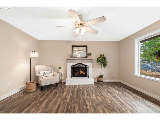 16106 Ne 1ST Cir, Vancouver, WA 98684
