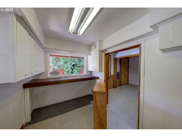 3162 MARINE Dr, Astoria, OR 97103