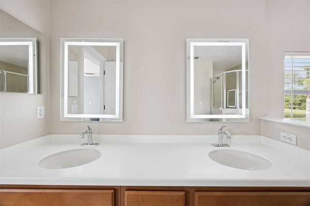 10227 SANDY MARSH LANE, Orlando, FL 32832