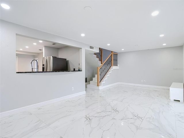 8725 BAY POINTE DRIVE, Tampa, FL 33615