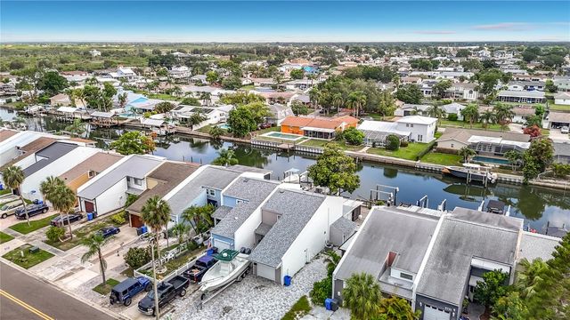 8725 BAY POINTE DRIVE, Tampa, FL 33615