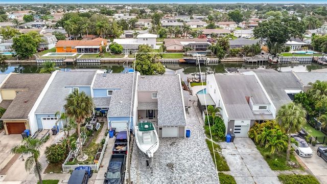 8725 BAY POINTE DRIVE, Tampa, FL 33615